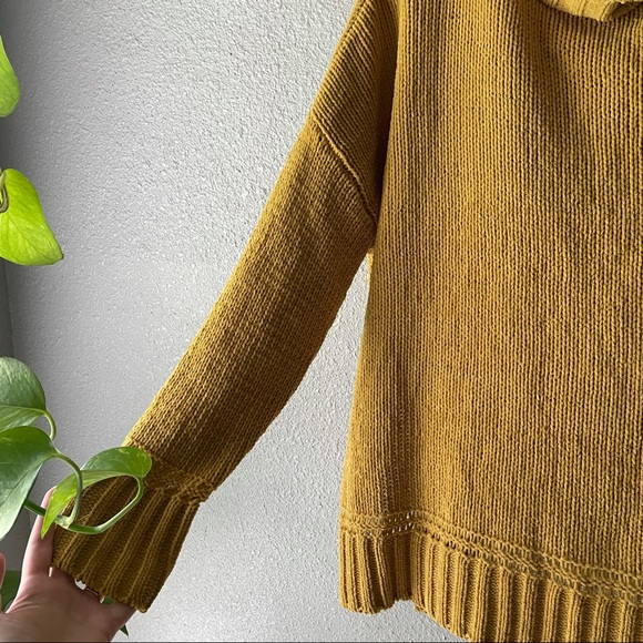 Aerie Mustard Yellow Chunky Knit Turtleneck - Picture 4 of 6